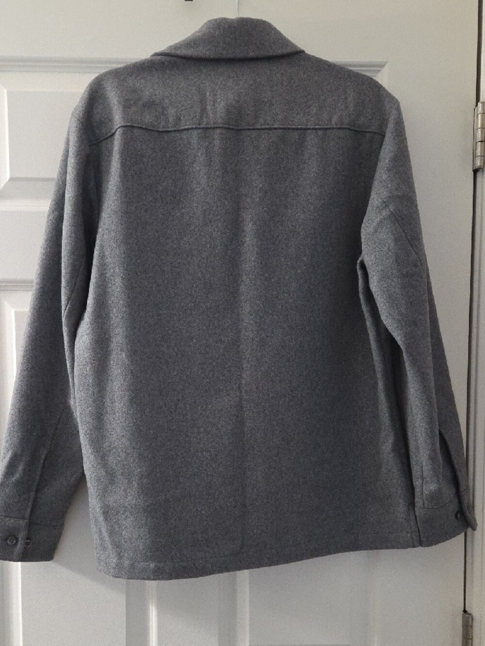Calvin Klein Gray Button-Front Utility Shacket - Picture 3 of 3
